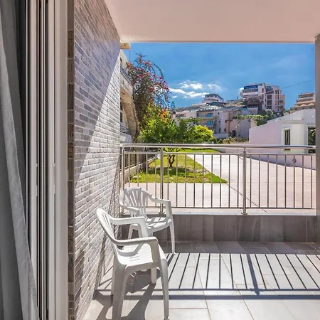 Villa Beachfront Agia Marina *
