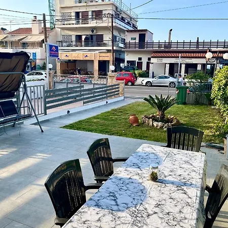 Villa Beachfront Agia Marina Stalos